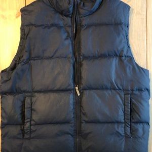 **FREEBIE** Navy Down Feather Kenneth Cole Reaction Vest